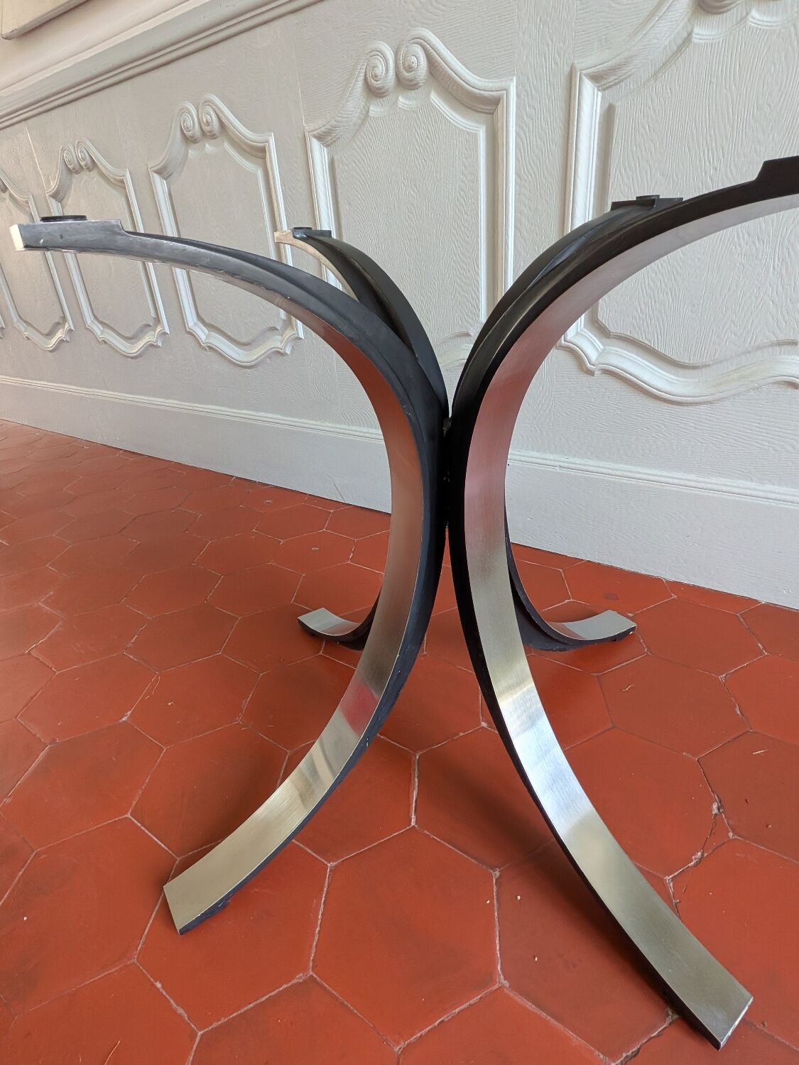 Dining table Osvaldo Borsani Tecno 1970s