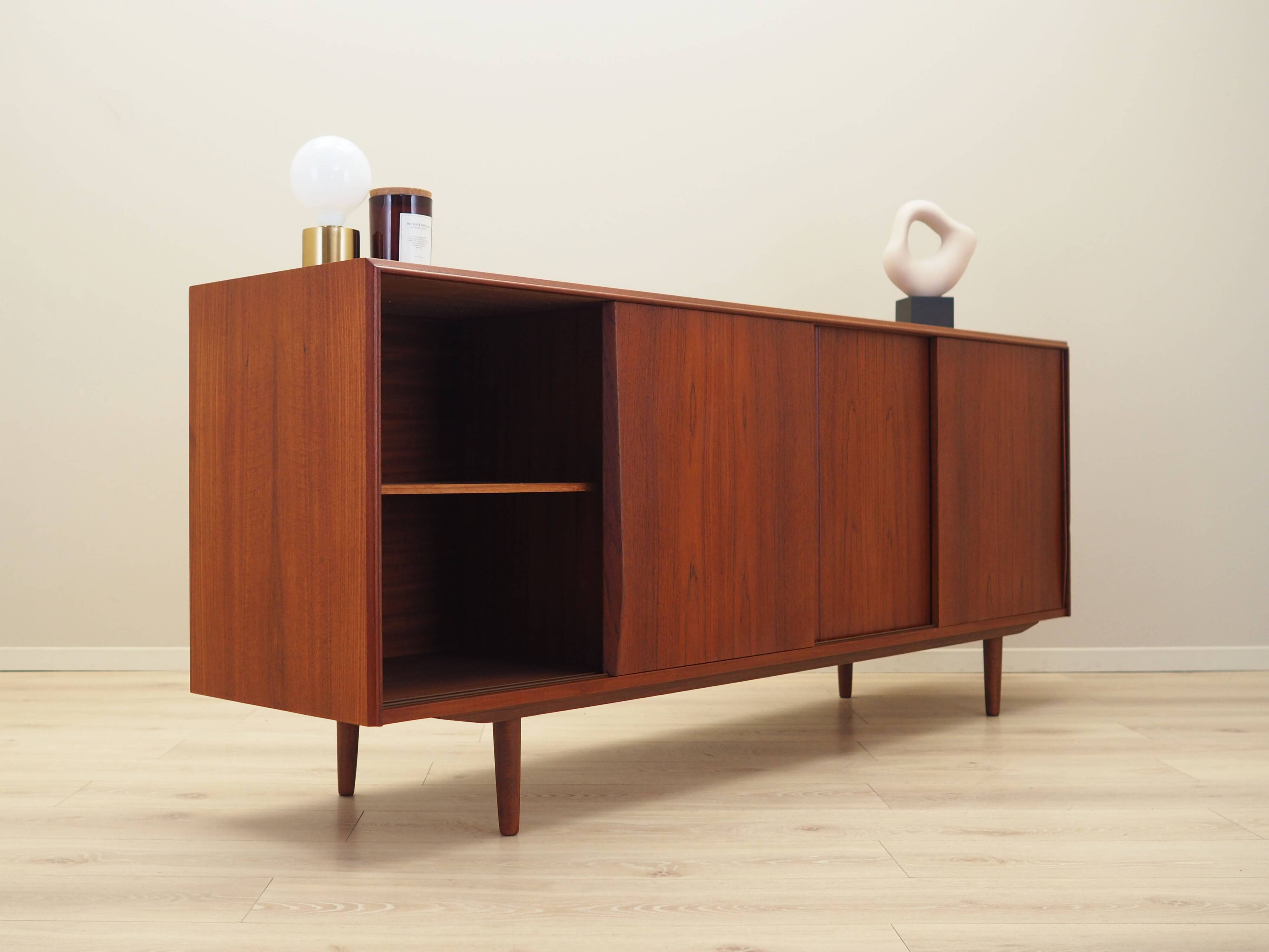 Teak sideboard, Danish design, 1960s, designer: E.W. Bach