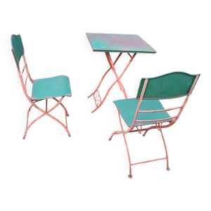Table de jardin en fer