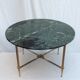 Table basse ronde en laiton doré avec un plateau en marbre dimension : hauteur -40,5cm- diamètre -69