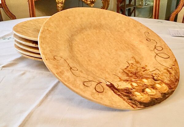 Assiettes à la grappe de raisin en faïence italienne