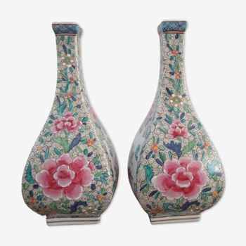 Paire de vases porcelaine de Paris signée Samson polychrome XIXe tbe