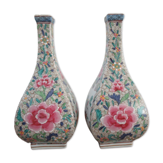 Paire de vases porcelaine de Paris signée Samson polychrome XIXe tbe