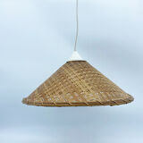 Rattan suspension