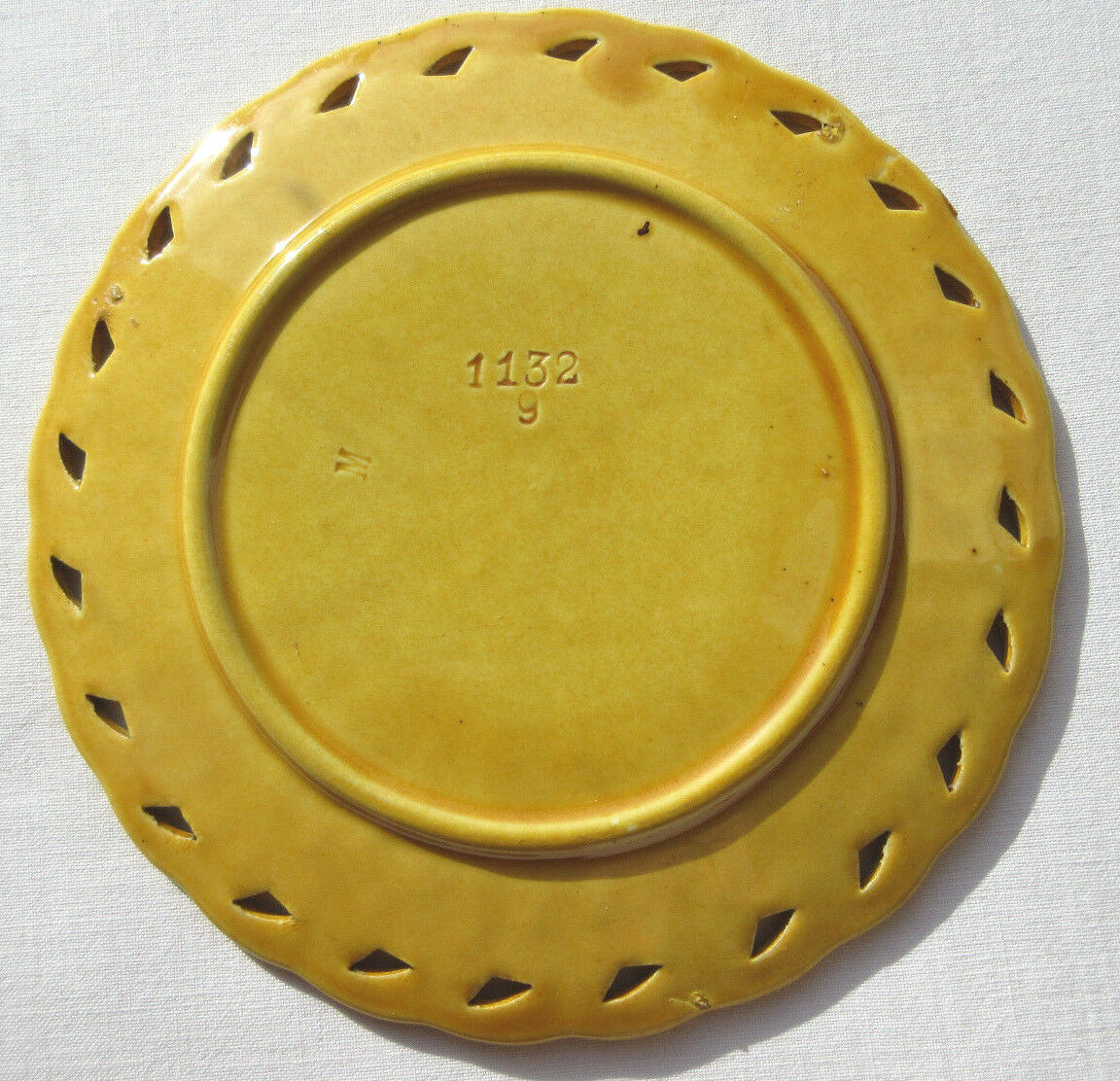 Art Nouveau open dabbling plate, Schramberg: Muguet yellow background