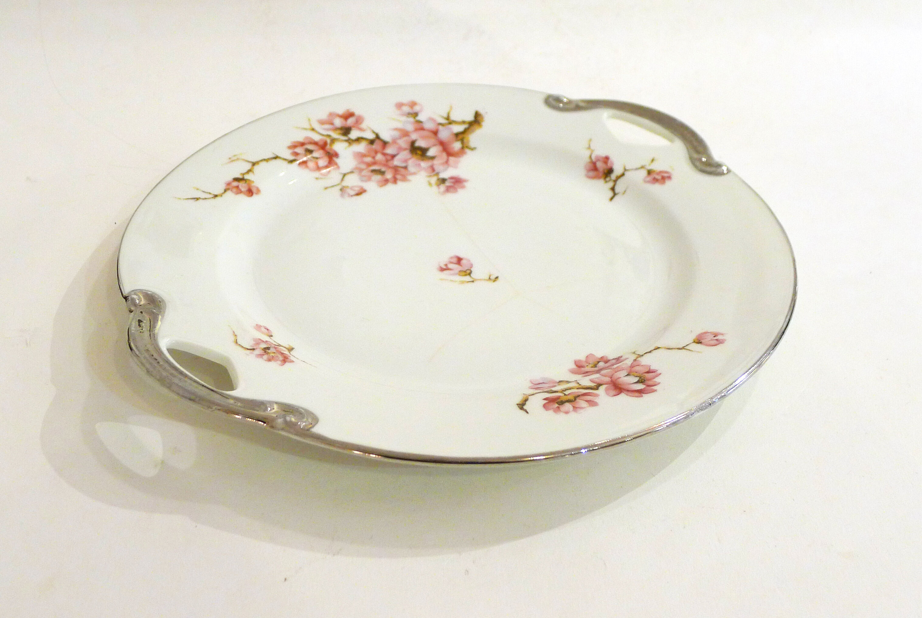Floral porcelain dish