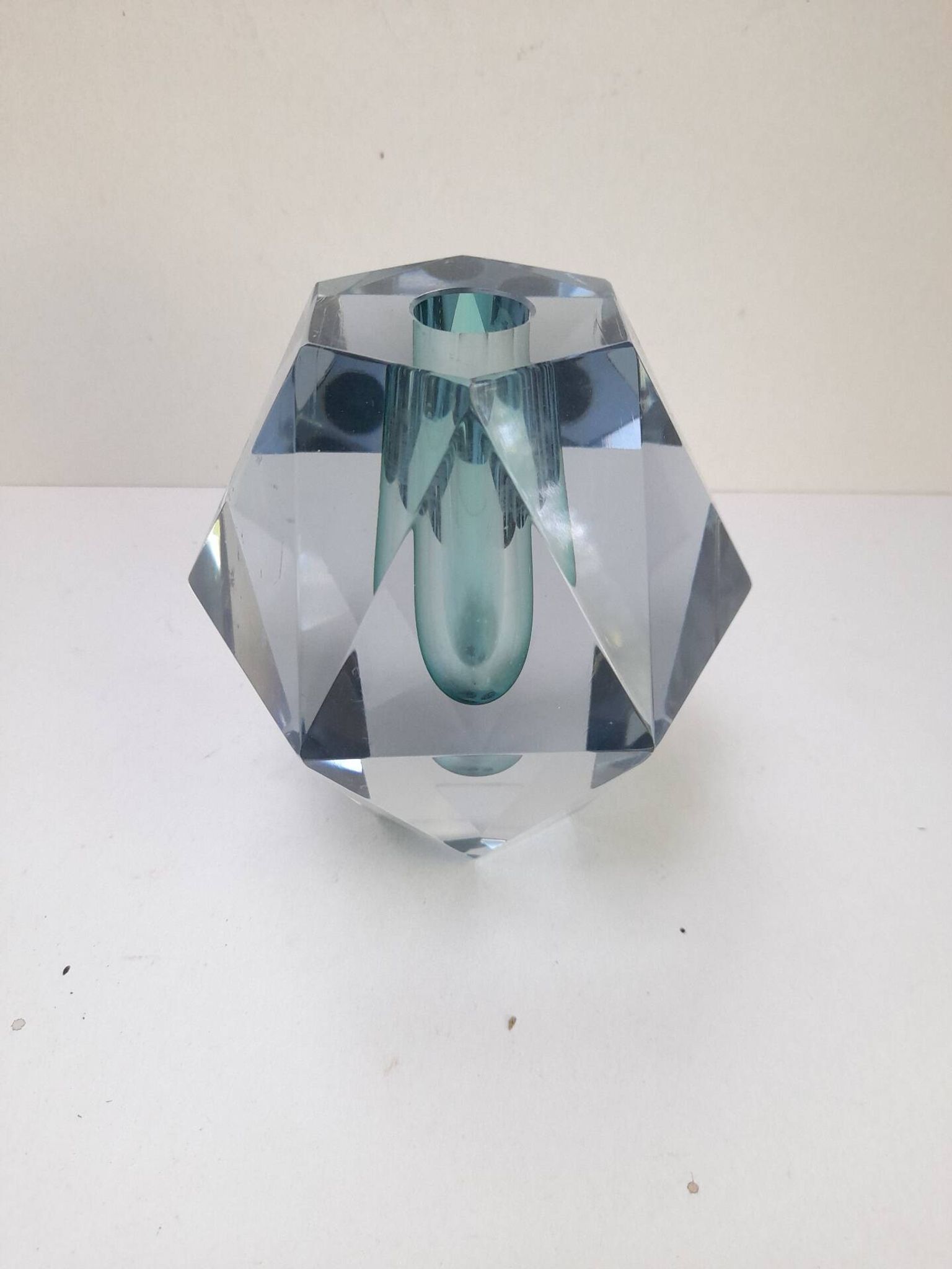 Facet vase Asta Strömberg signed