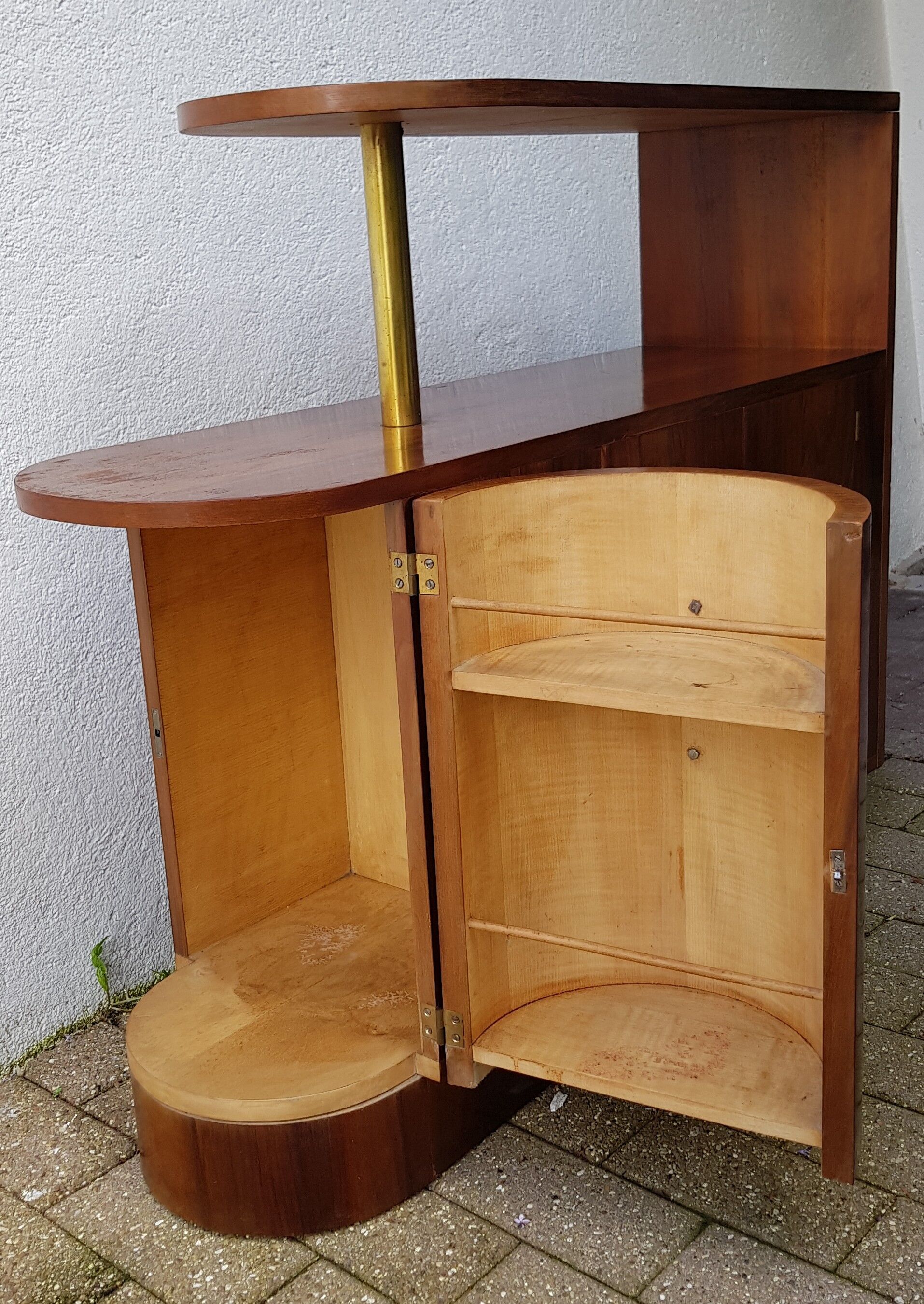 Art Deco bar furniture