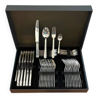 Christofle aria , ménagère 48 pièces , très bel état