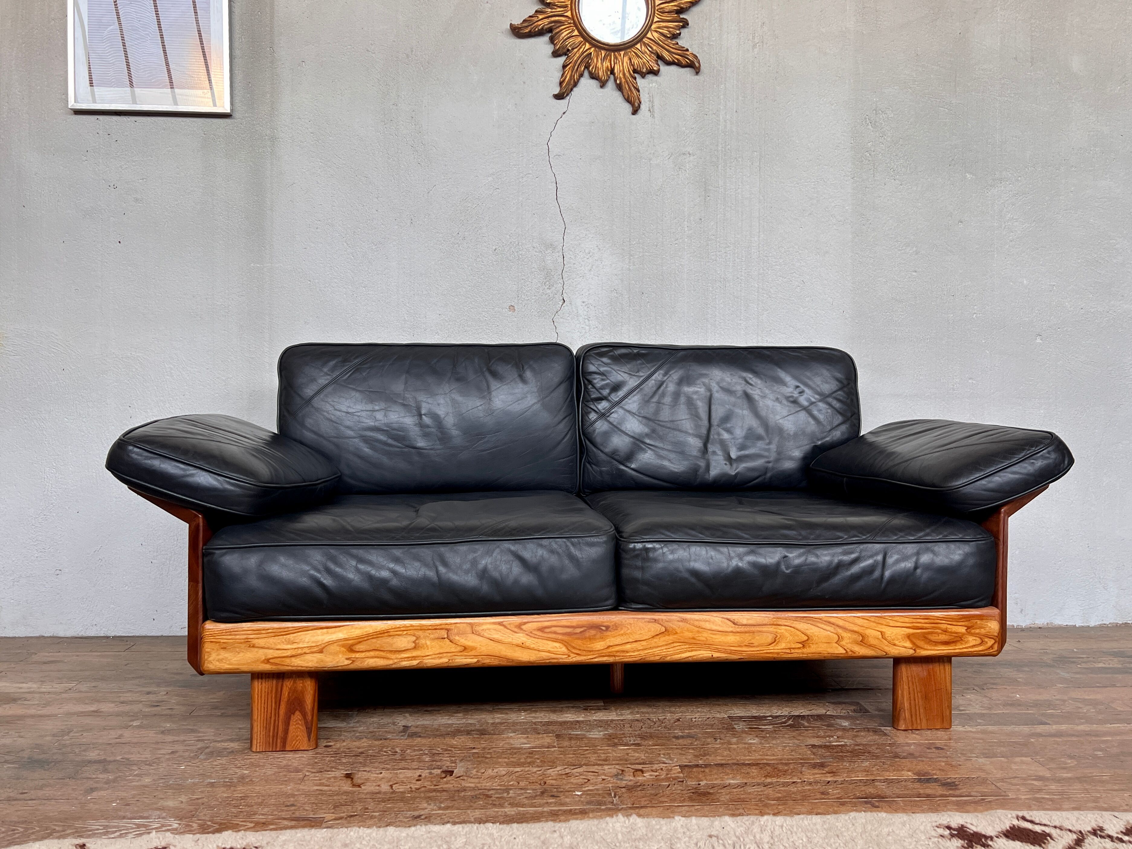 Canape seltz elm and leather design 1960