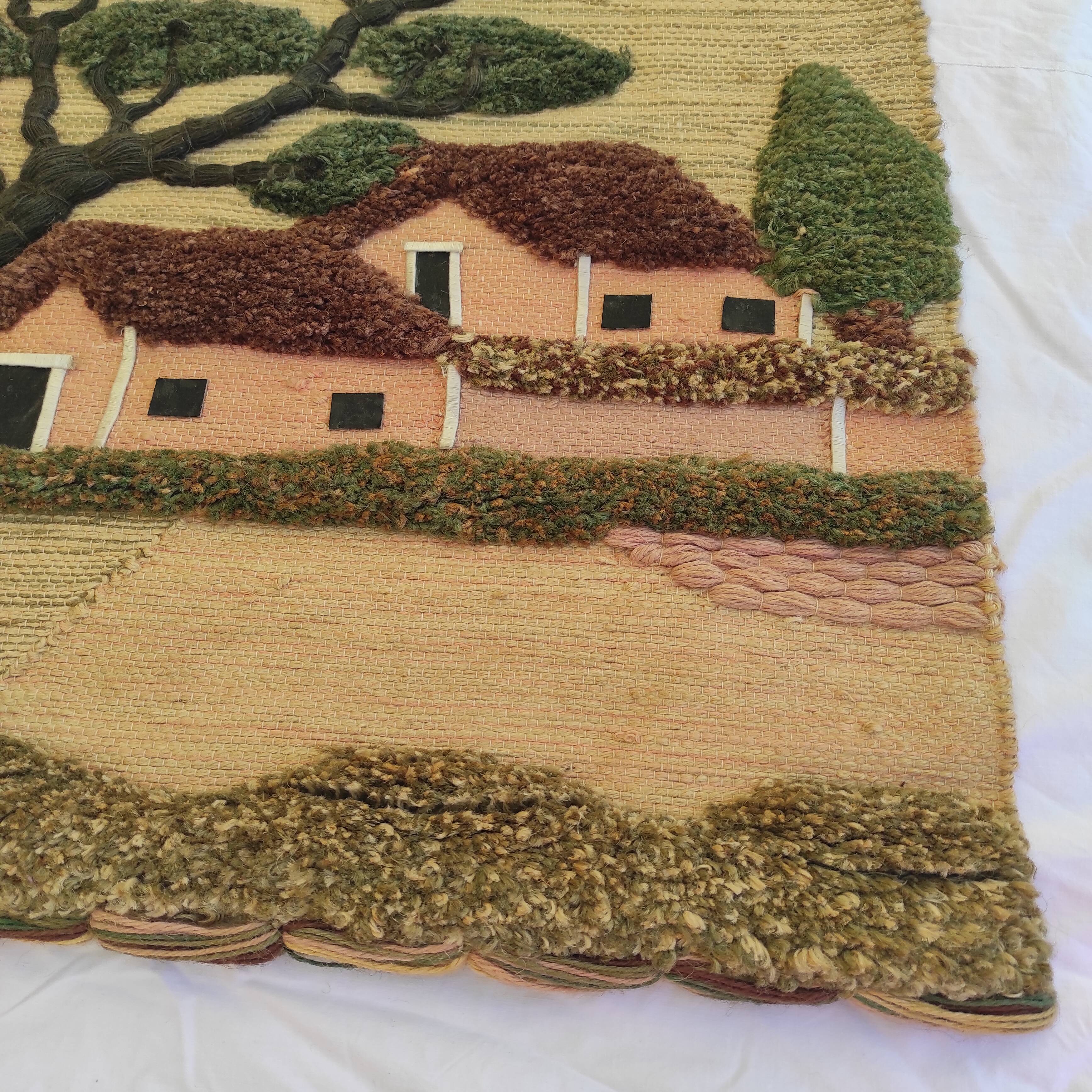 Handmade tapestry in wool and jute 100cm high / 75cm wide