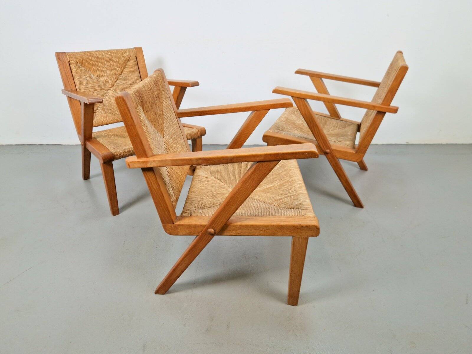 Chaises en bois brutalistes modernistes en paille, années 1940, ensemble de 3
