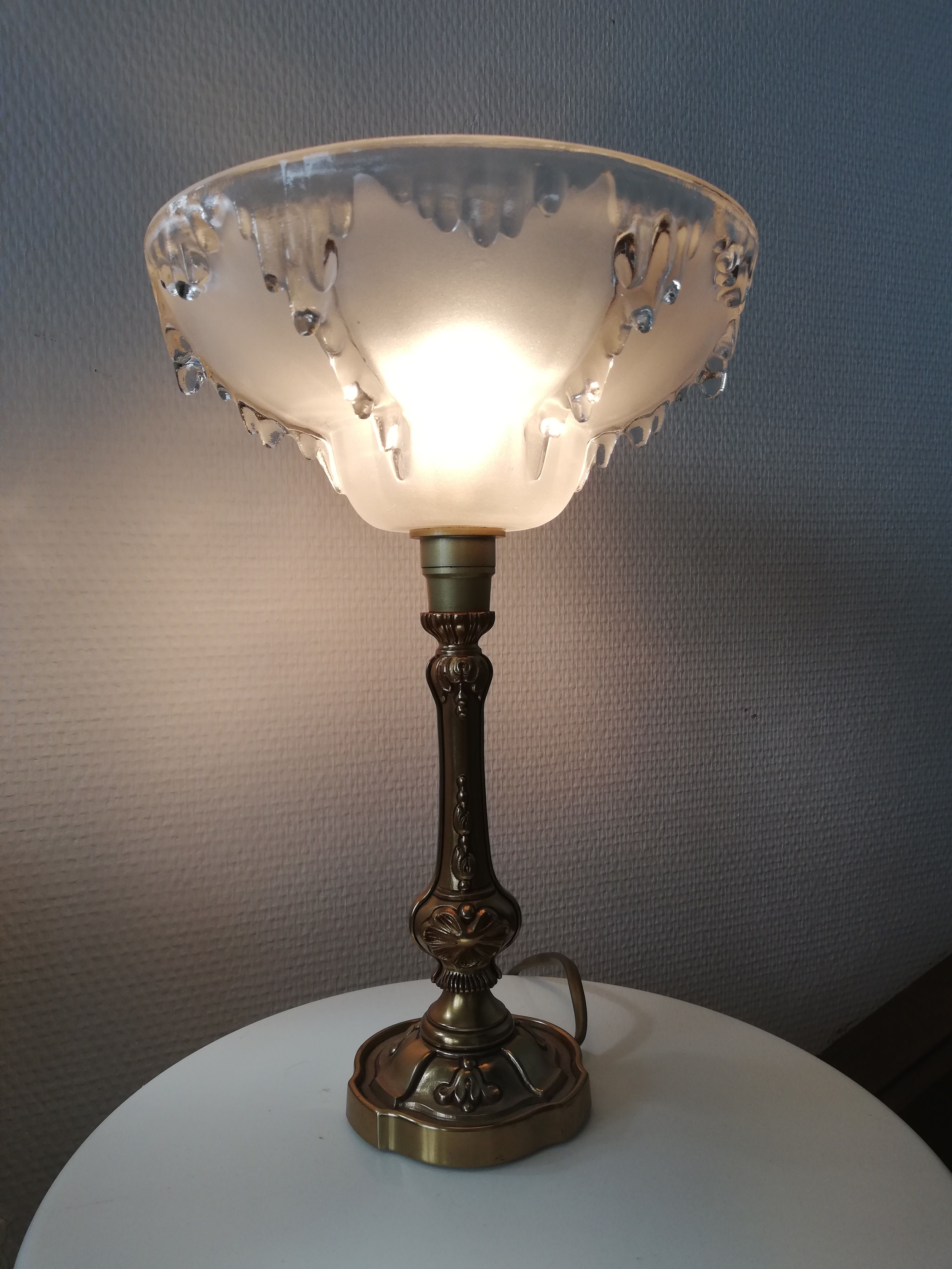 Bronze foot and glass vasque lamp Ezan France