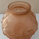 Vase P. De Cagny