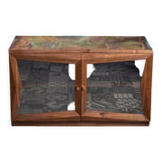 Armoire cubiste avec porte vitrée en noyer