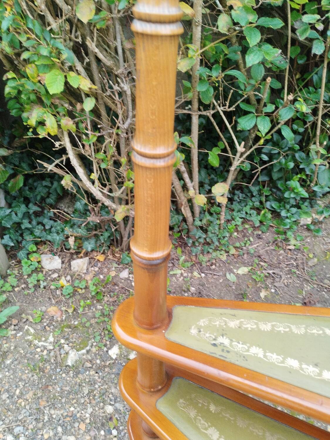 Escalier de bibliothèque ancien