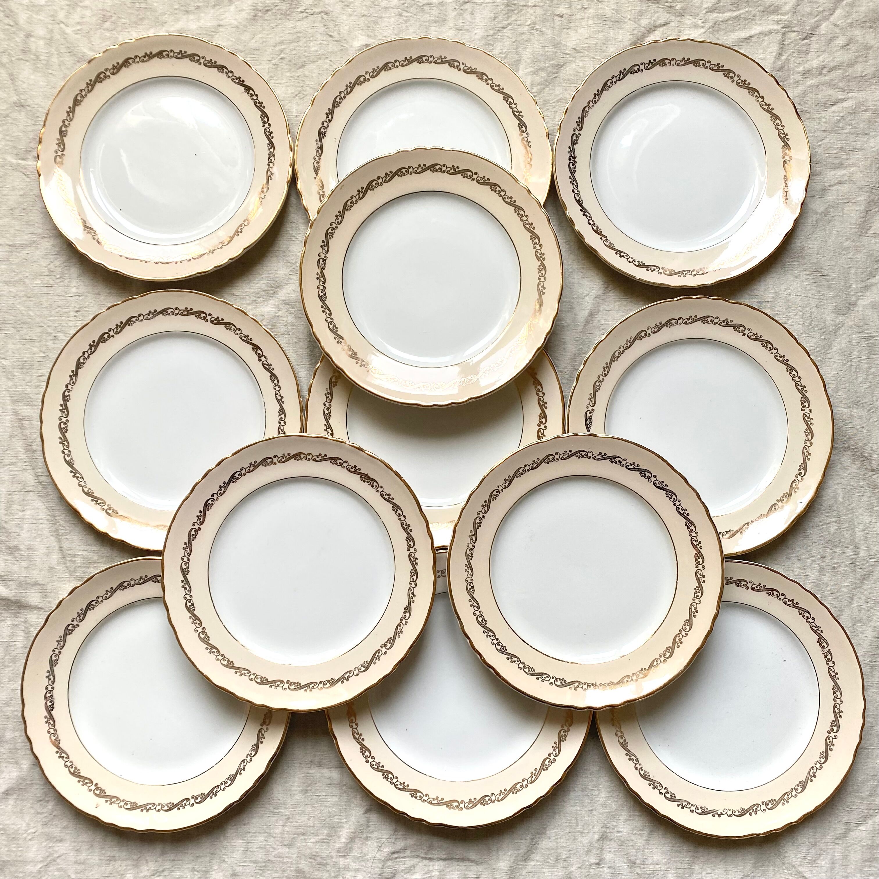 Old dessert plates Moulin des loups