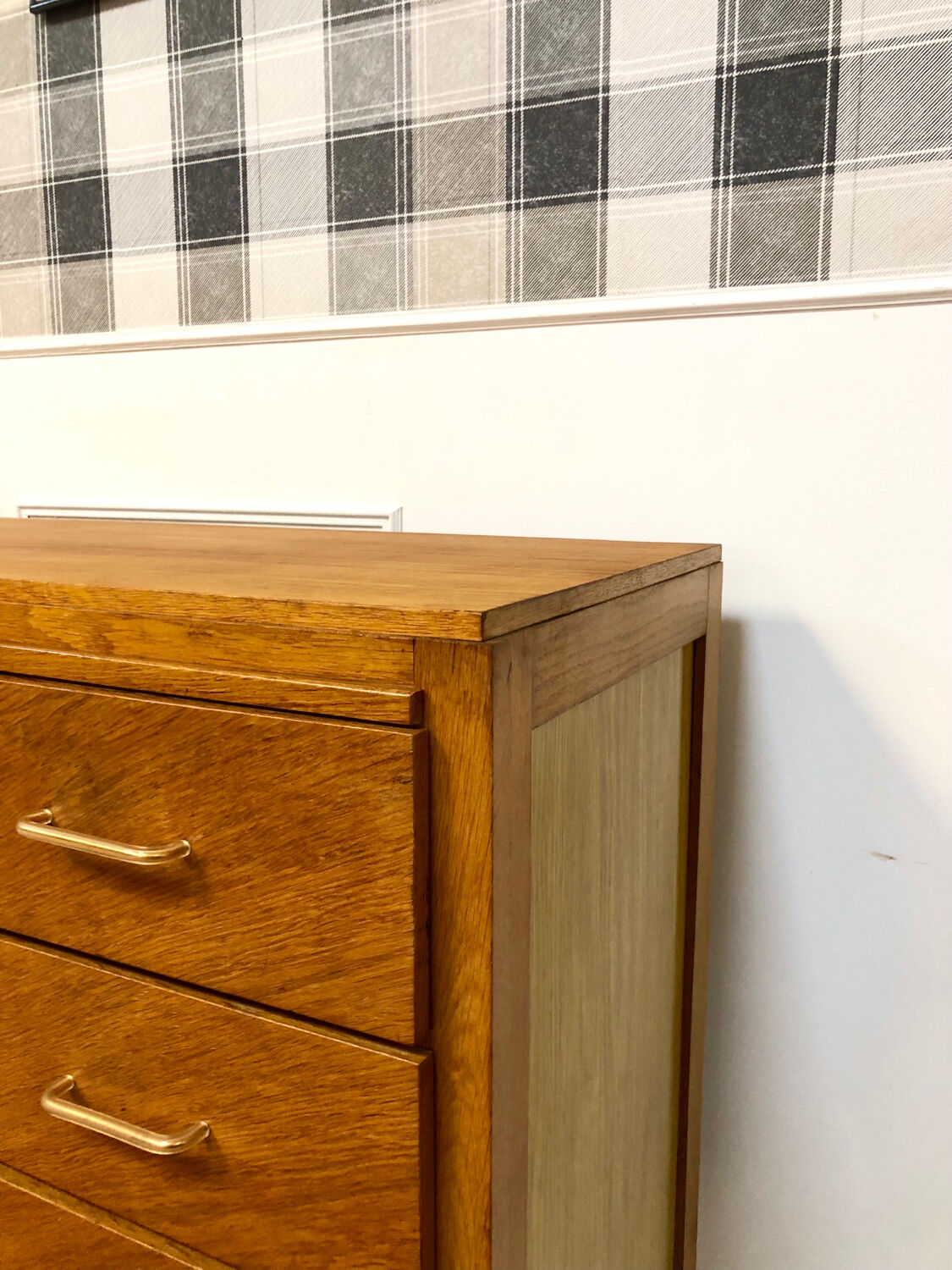 Compass feet dresser