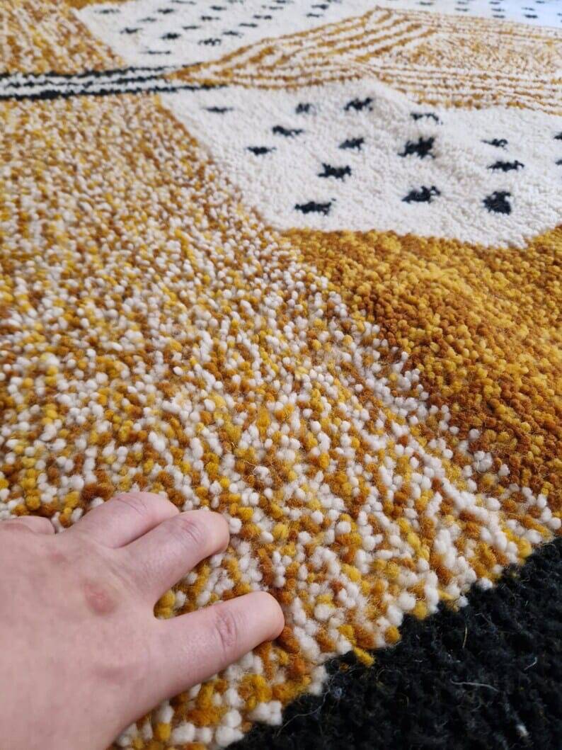 Handwoven Moroccan blessed rug (mrirt), size 150 x 250 cm
