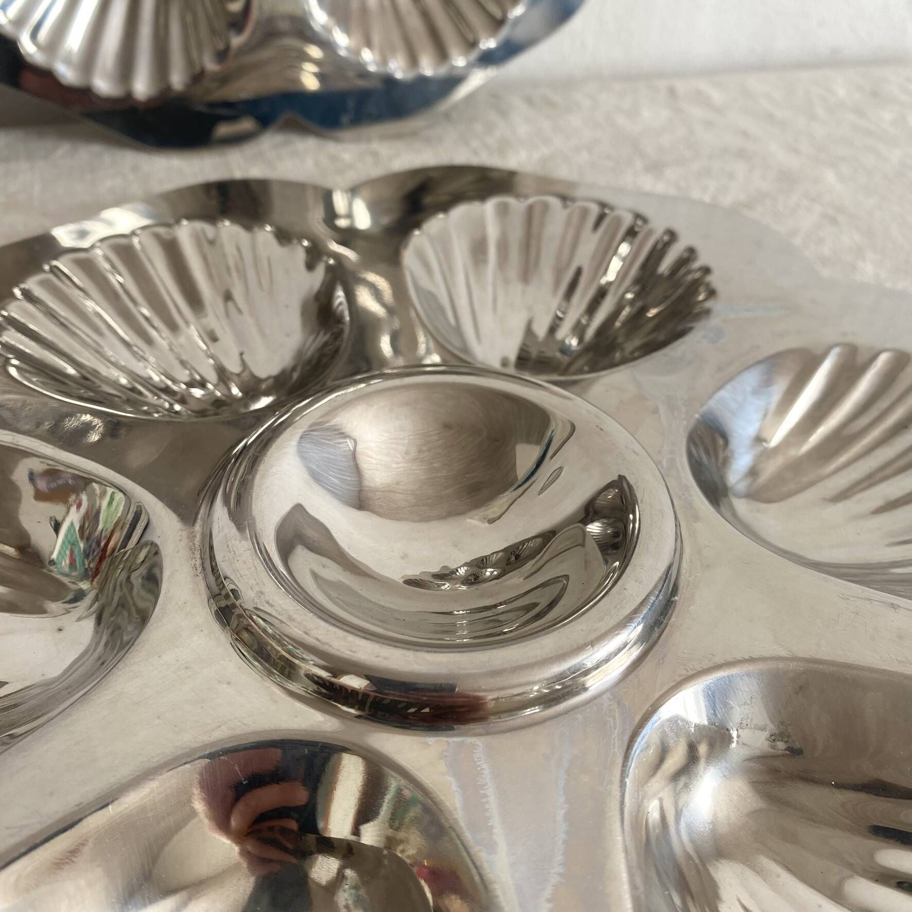 Stainless steel oyster plates