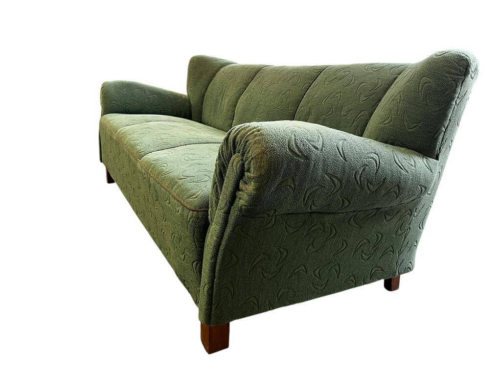 Vintage sea green canapé