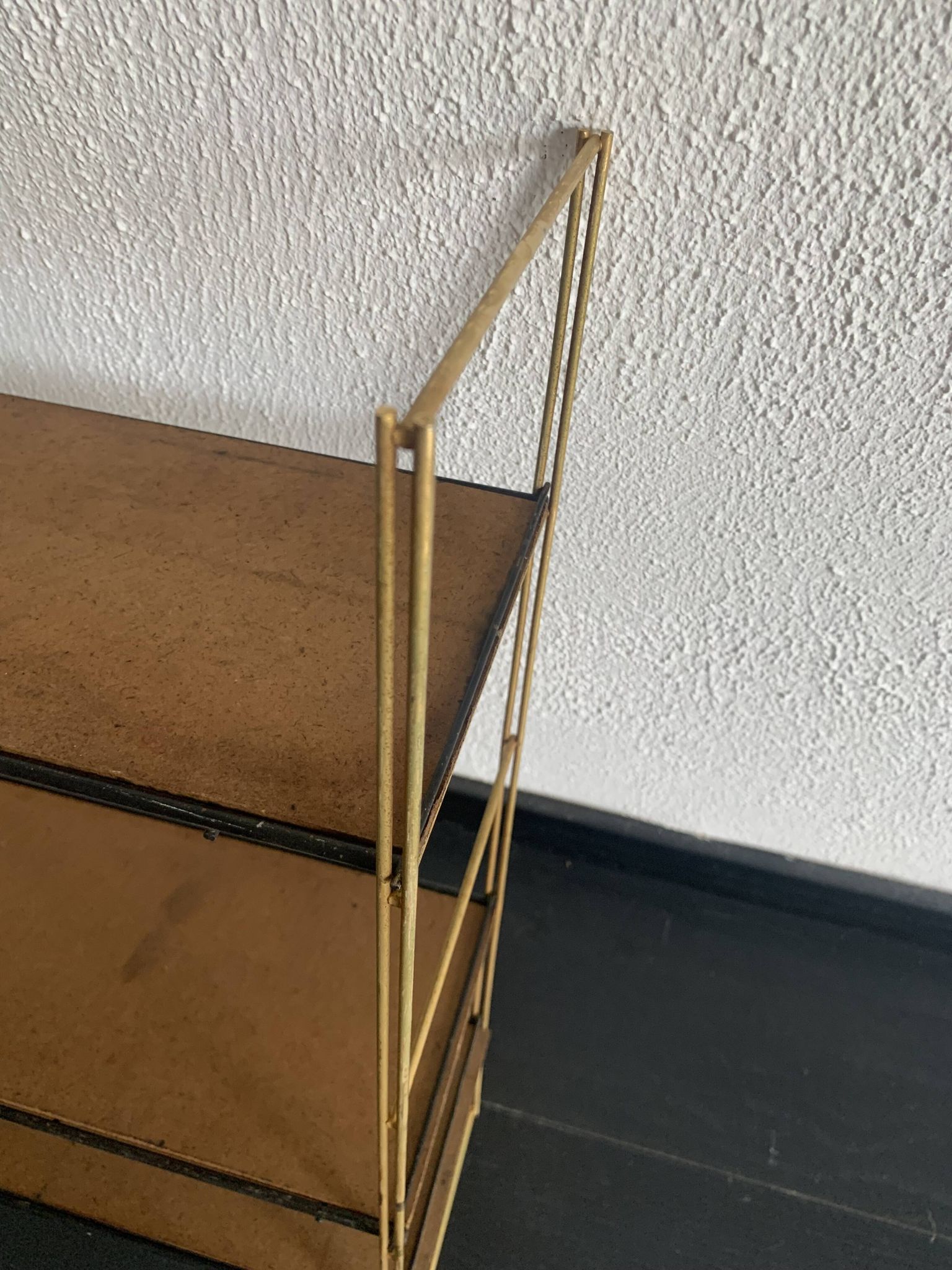 Etagère vintage 1960 String murale bois doré - 60 x 50 cm