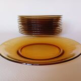 12 assiettes plates Vereco ambre