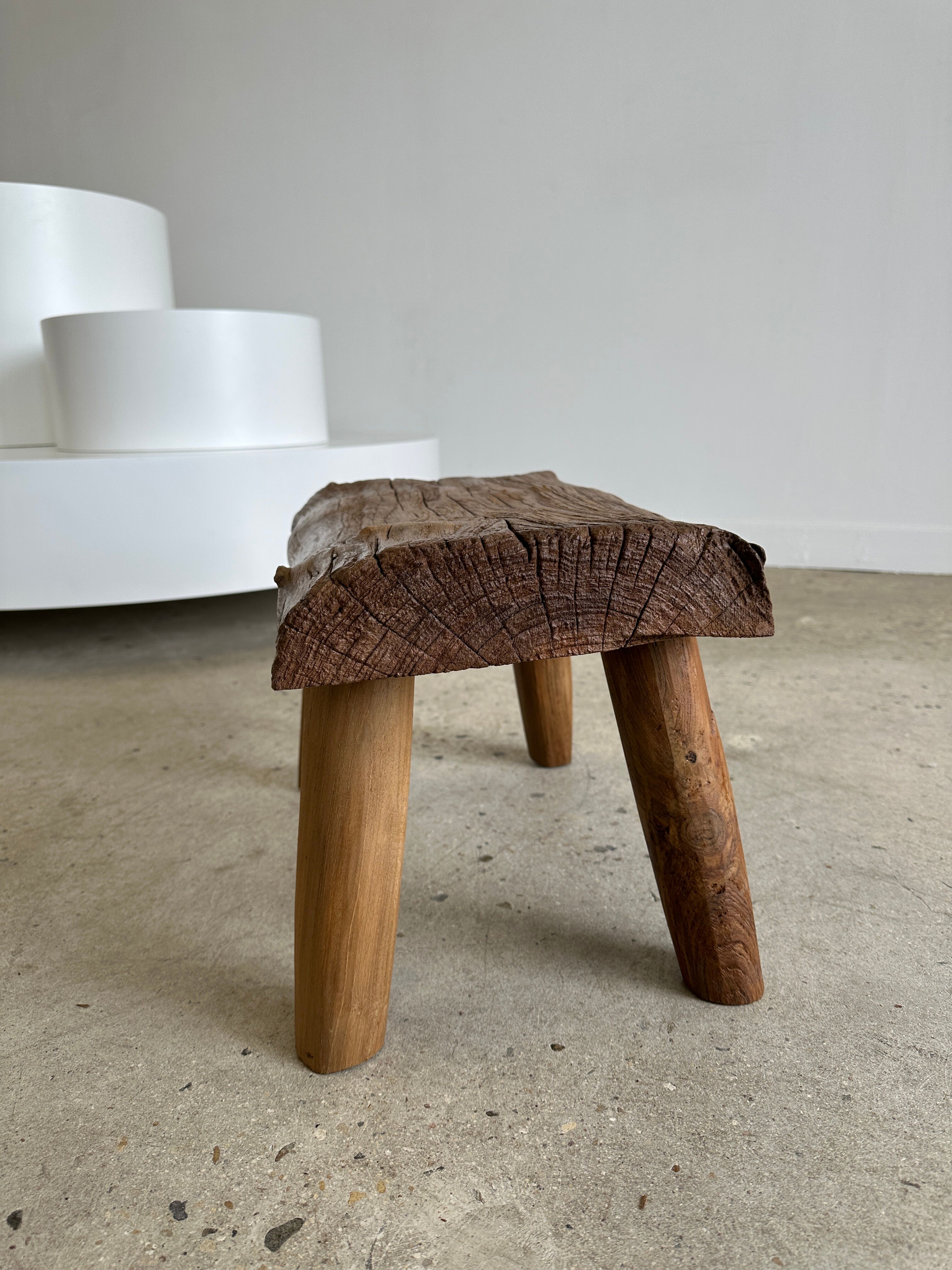 Stool in blond teak