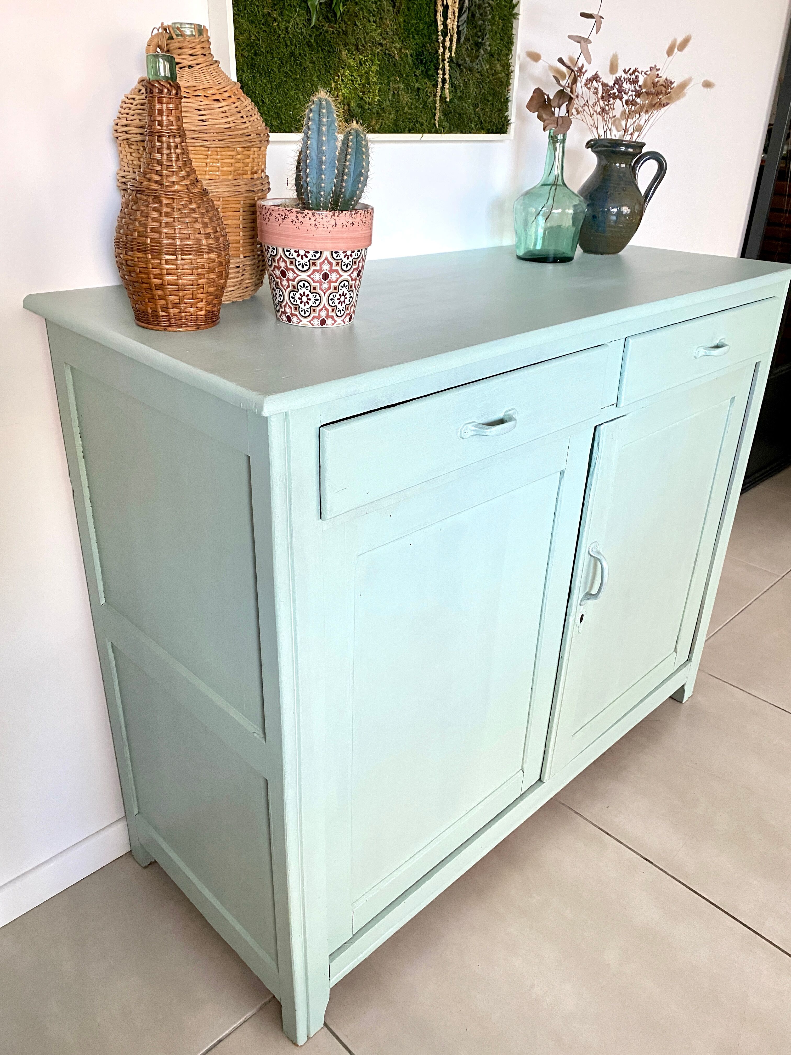 Parisian buffet green mint