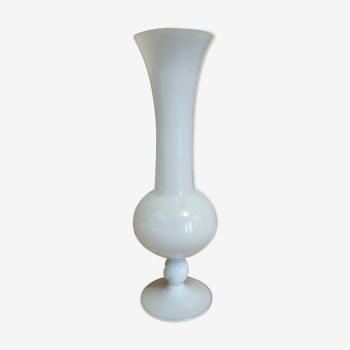 Vase vintage en opaline blanche 23 cm
