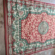 Vintage carpet 1m 82 x 2 m 72