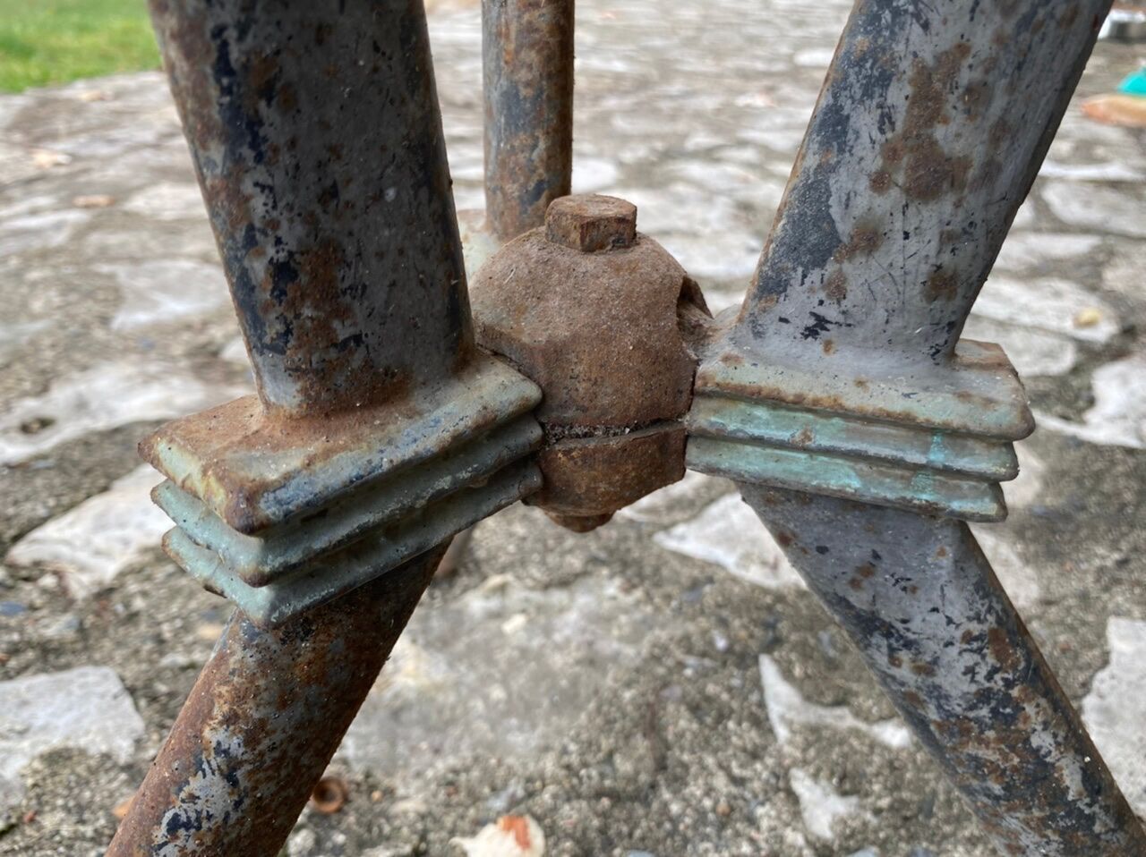 Gueridon bistro tex 50s