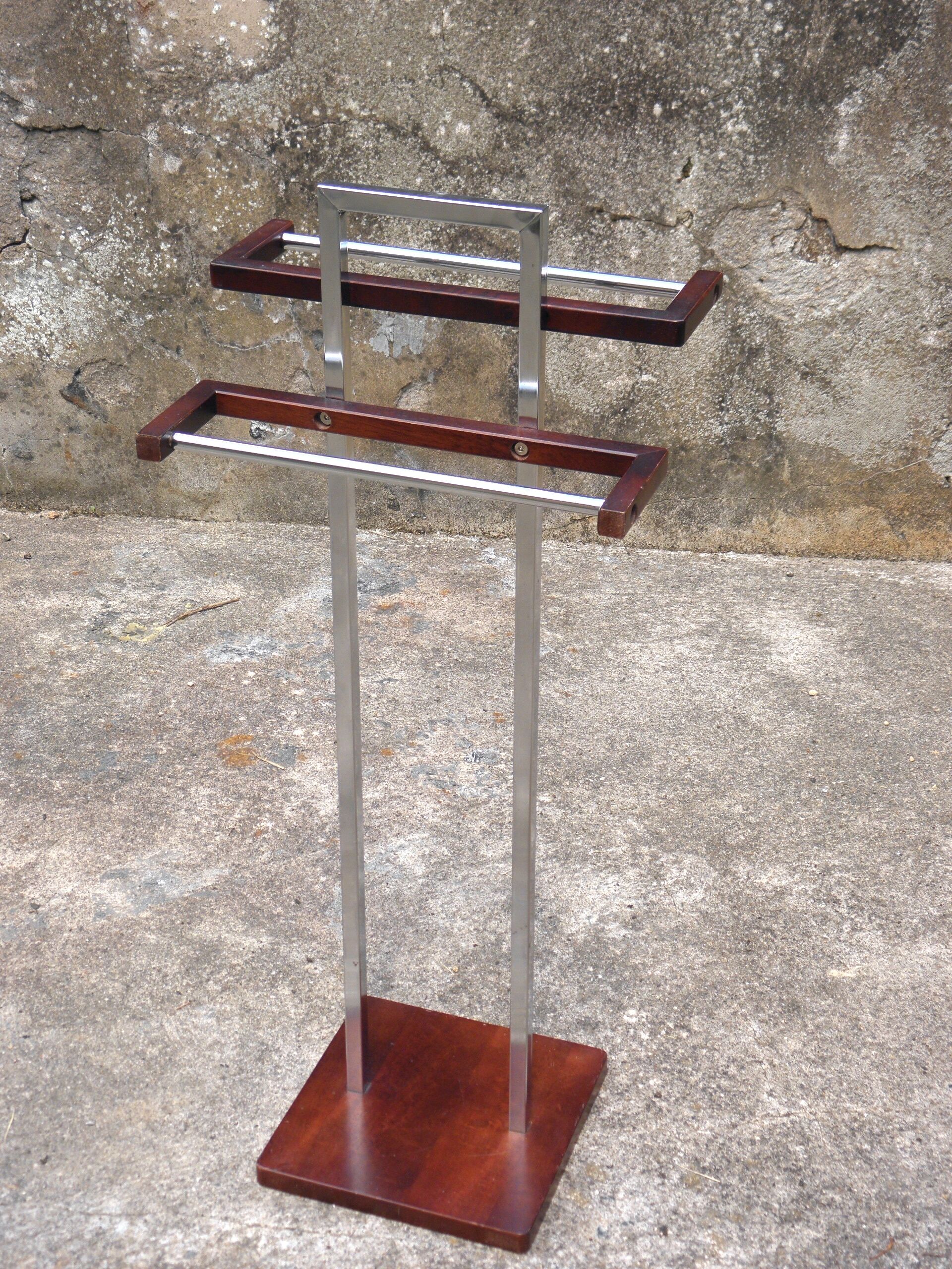 chrome and wood towel rack