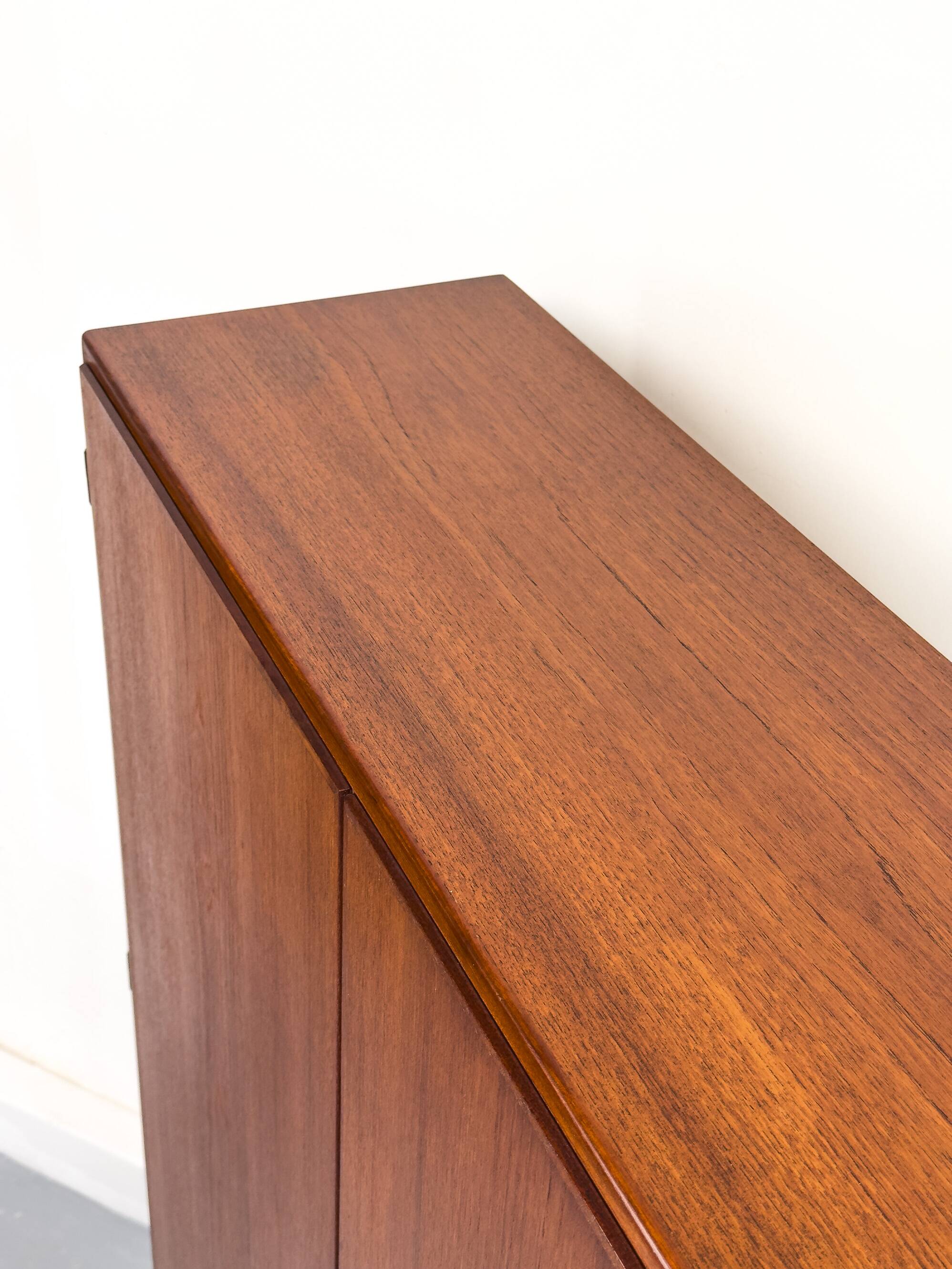 Danish Cabinet in Teak by Børge Mogensen for Søborg Møbelfabrik, 1960s