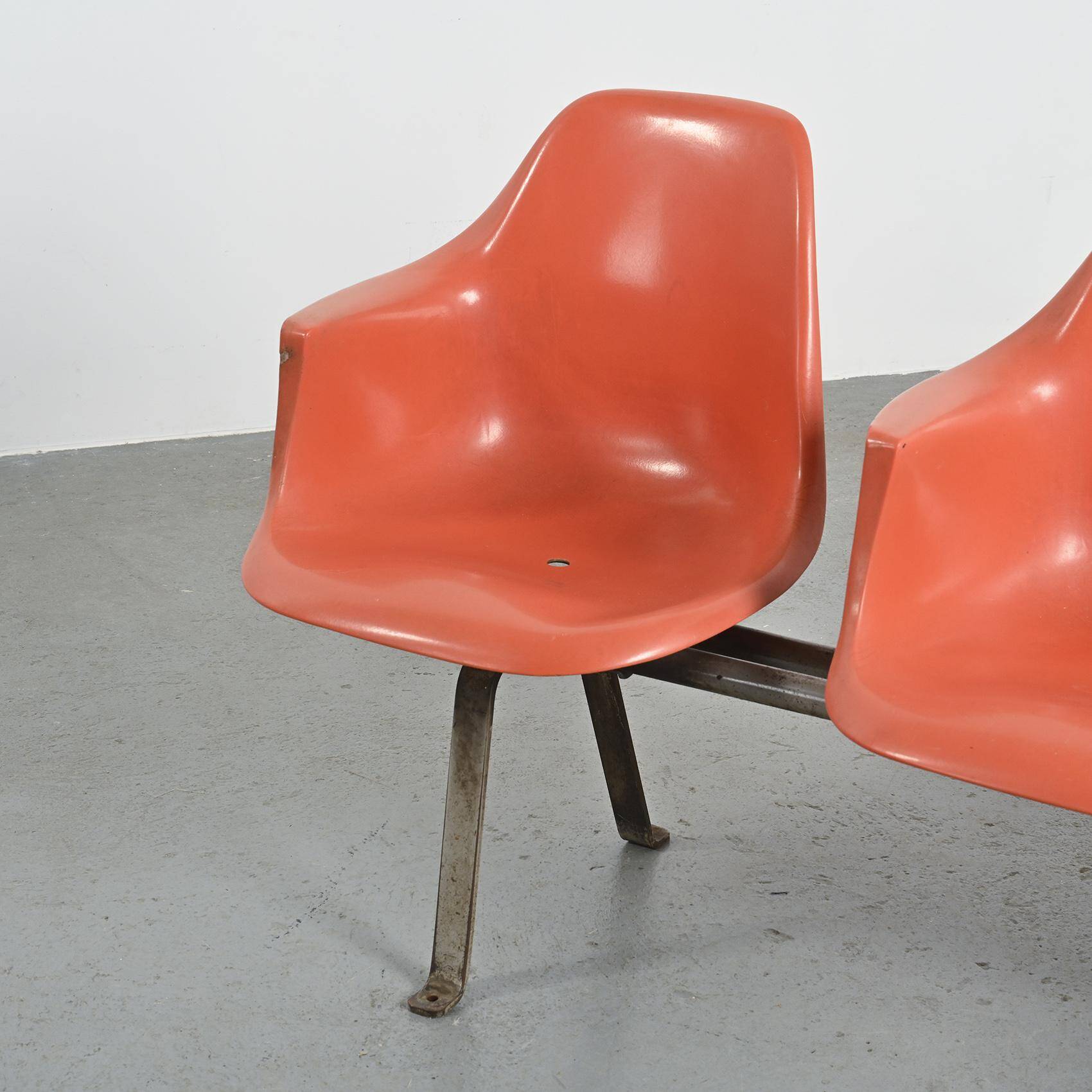 Bus station bench by Kiyonori Kikutake & Itsuko Hasegawa, Japan 1965