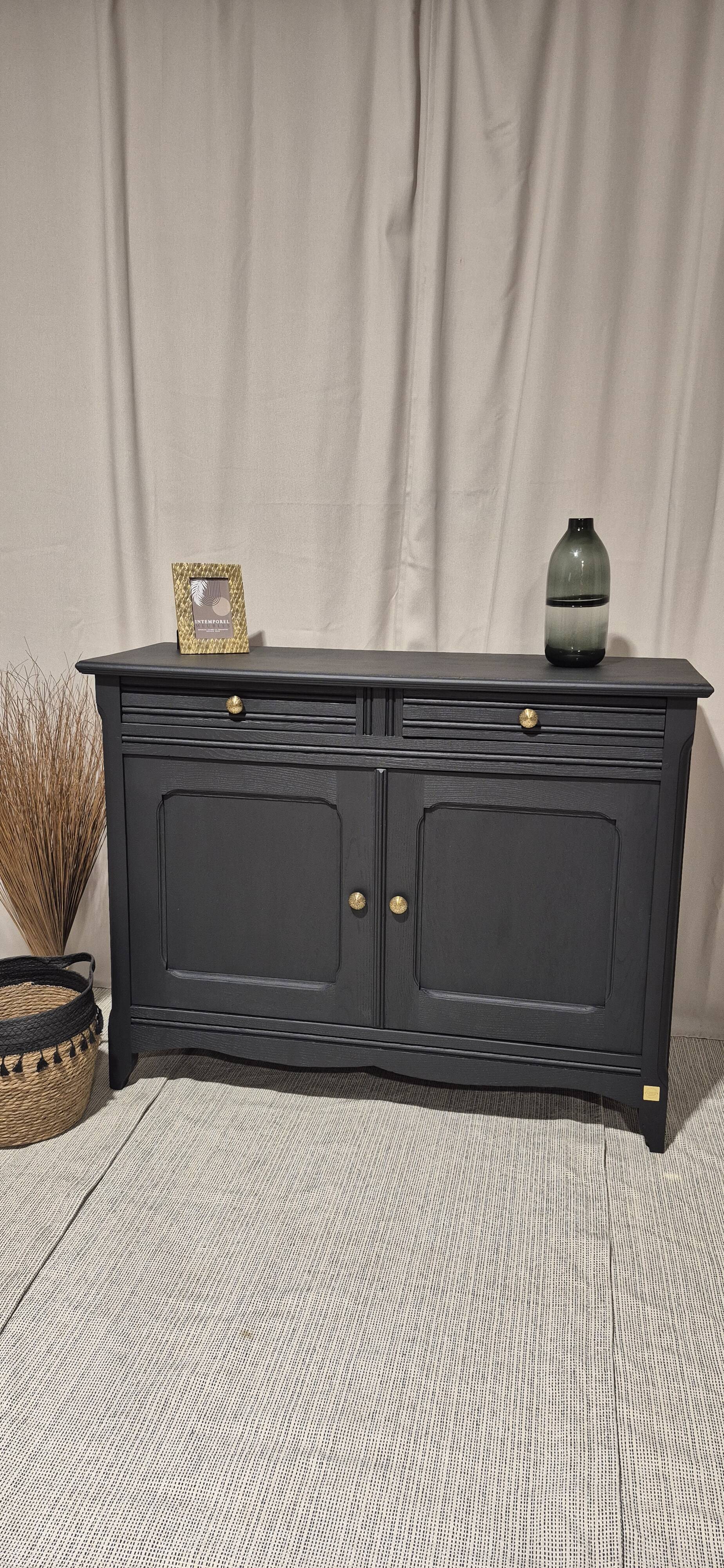 Buffet with 2 doors and 2 drawers