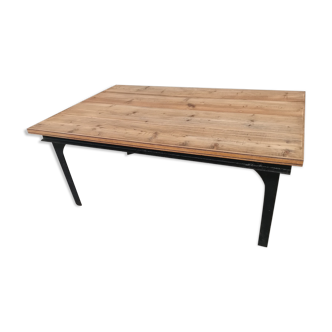 Metal and wood coffee table