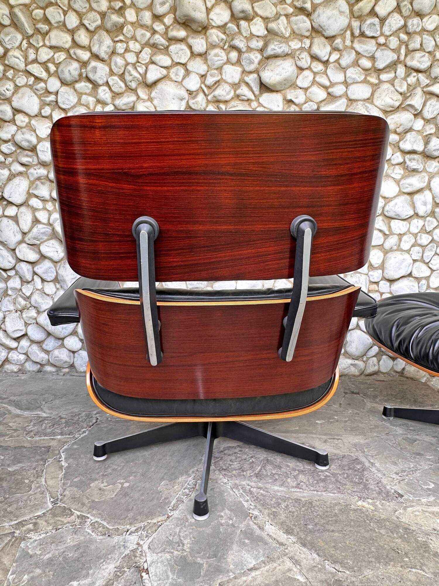 Eames Lounge Chair 670 & Ottoman 671 in rosewood, Herman Miller
