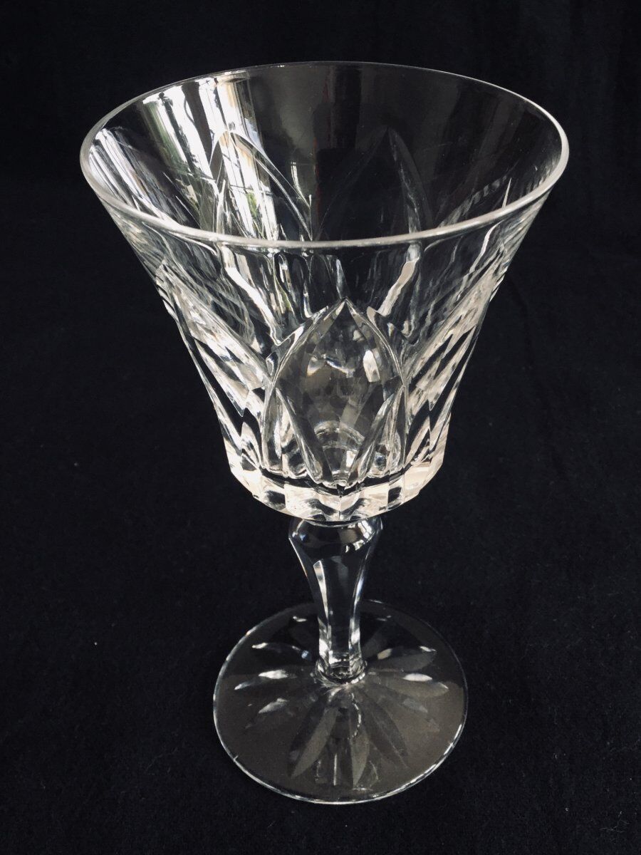 4 crystal red wine glasses from saint-louis camargue model