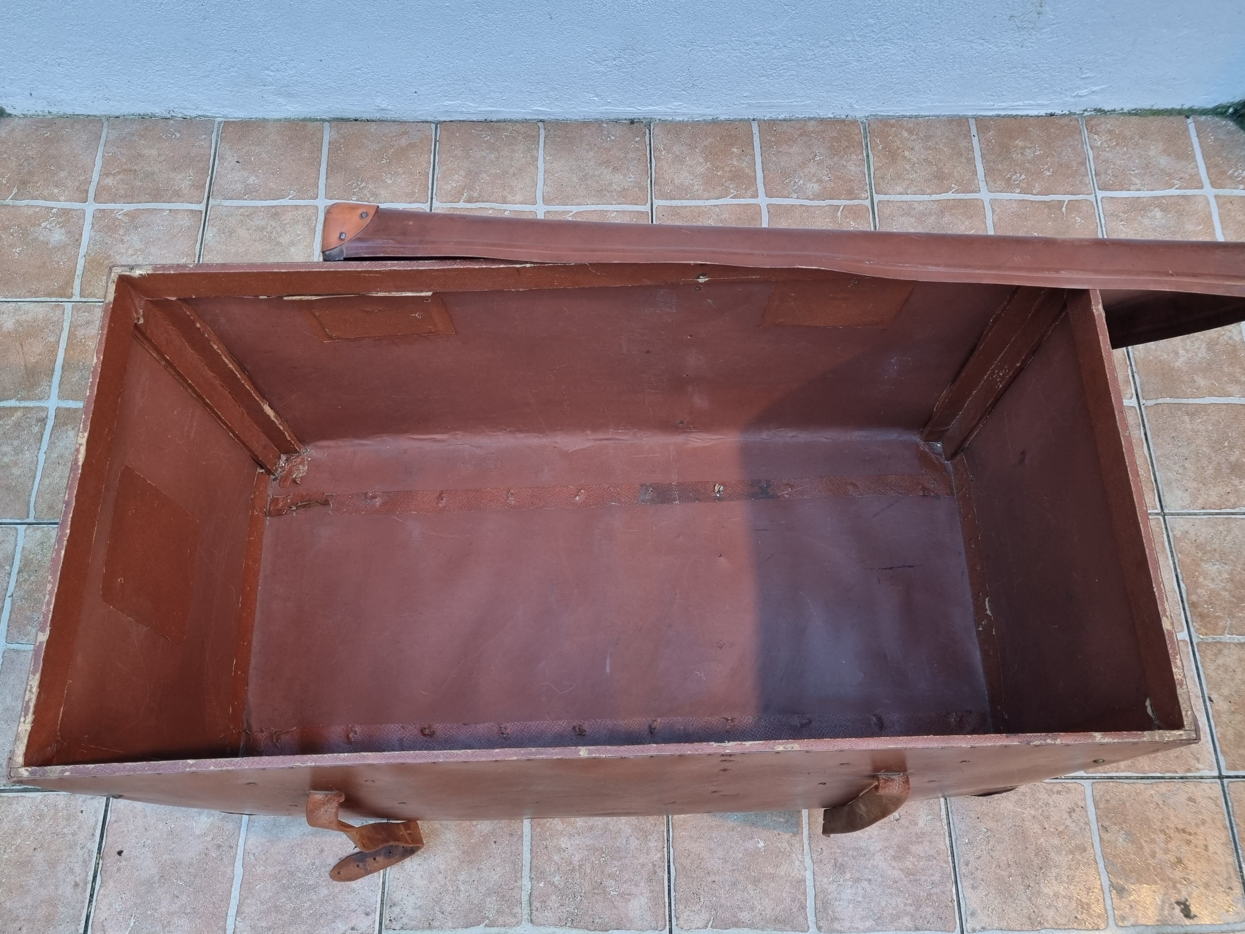 Travel trunk "titan" e&m malard, paris, 30-40s, 100 cm