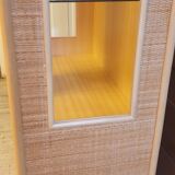 Armoire vitrée en rotin