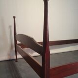 Twin/bunk beds