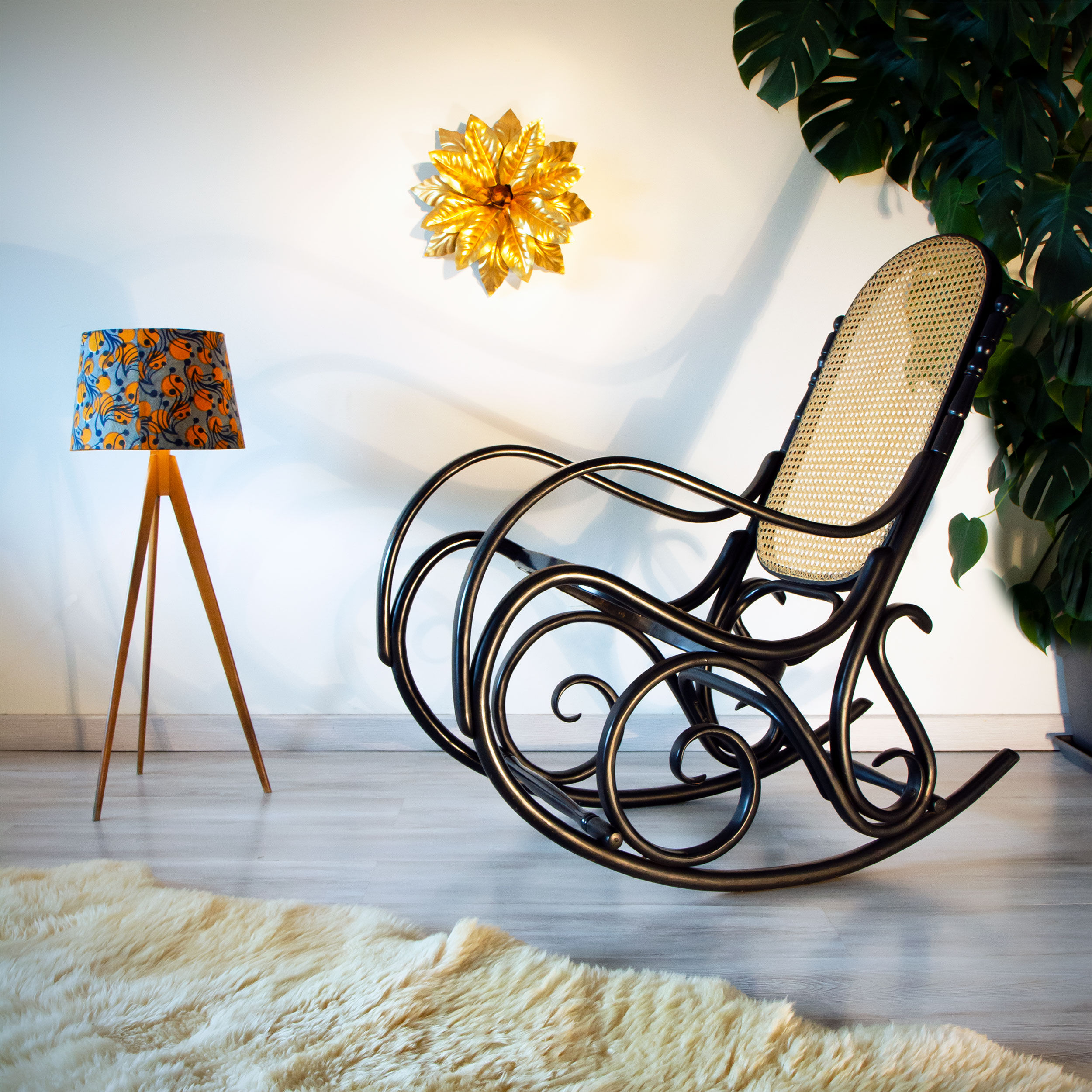 Rocking-chair black canned bentwood 1960-70