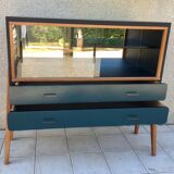 Showcase vintage compass feet