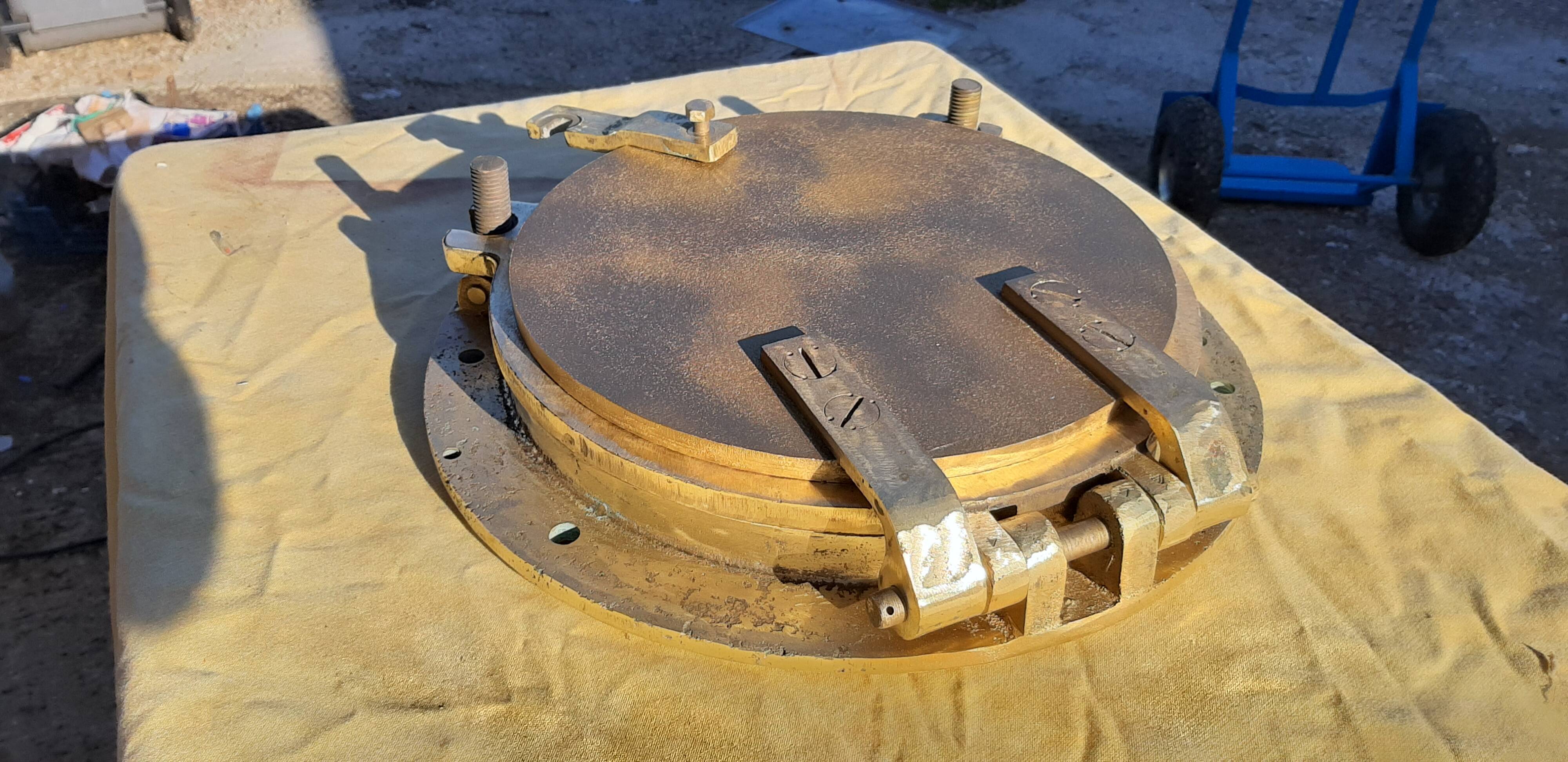 Navy Bronze Porthole