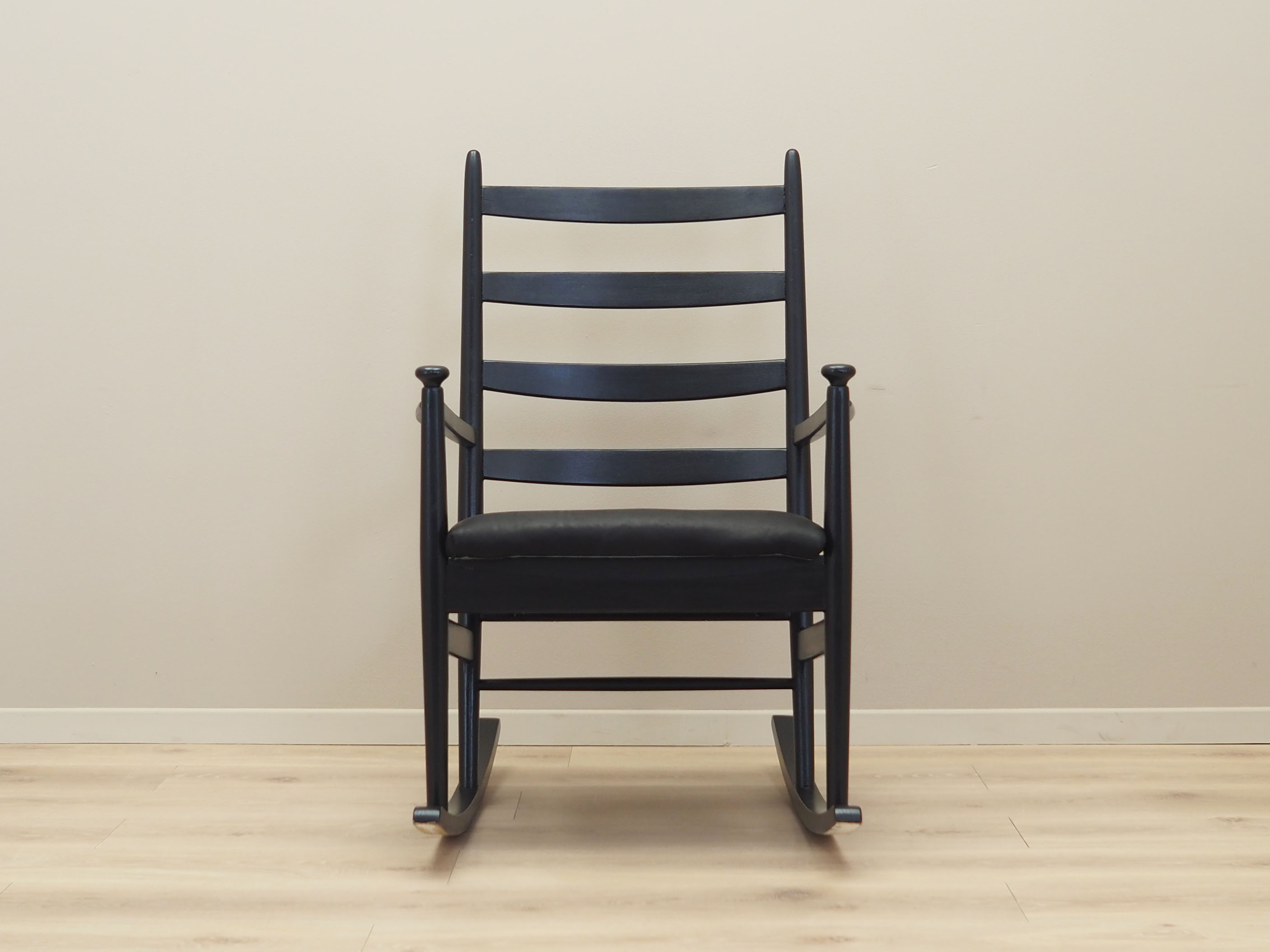 Beech rocking chair, Danish design, 1970s, production Denmark