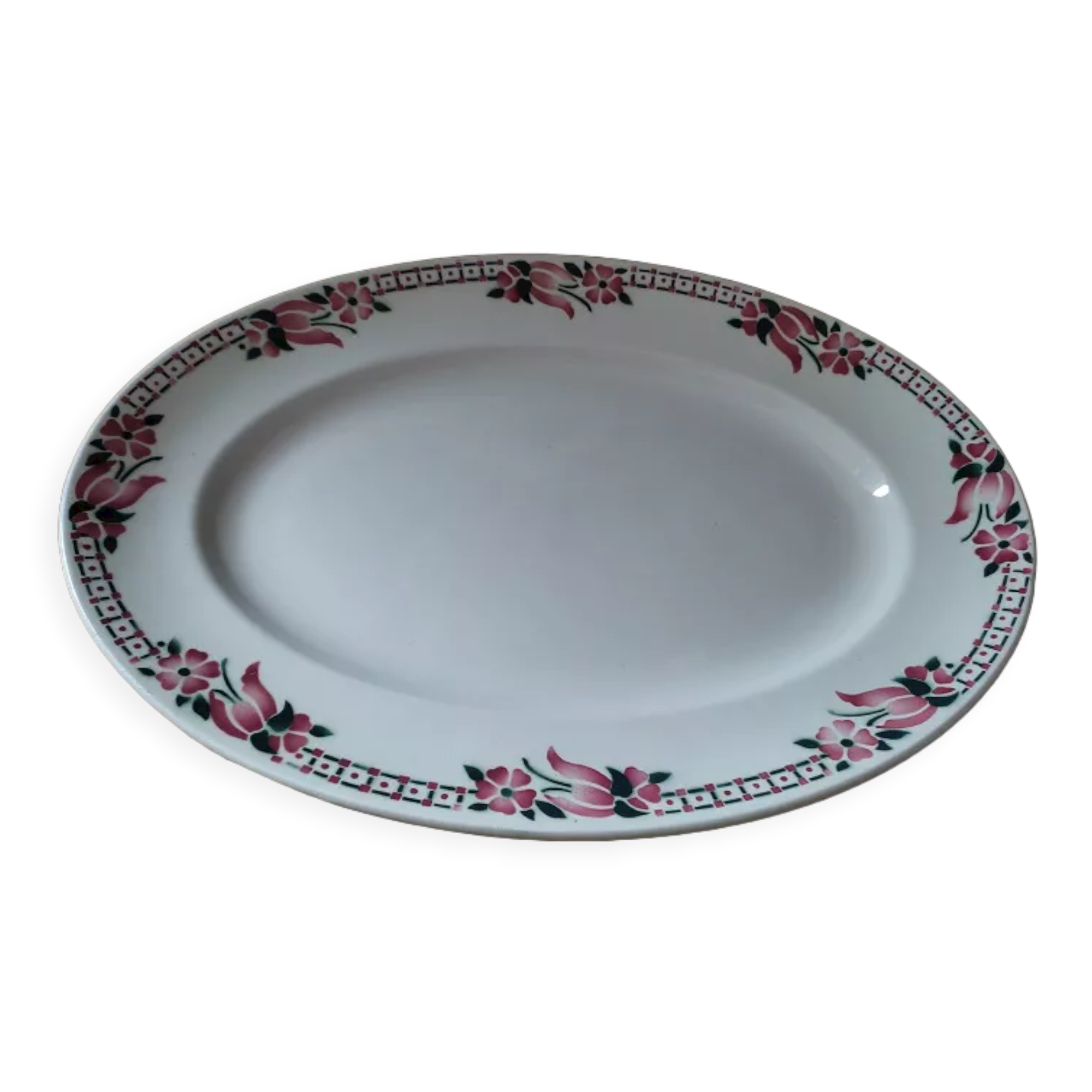 Oval porcelain dish St Amand Cabourg