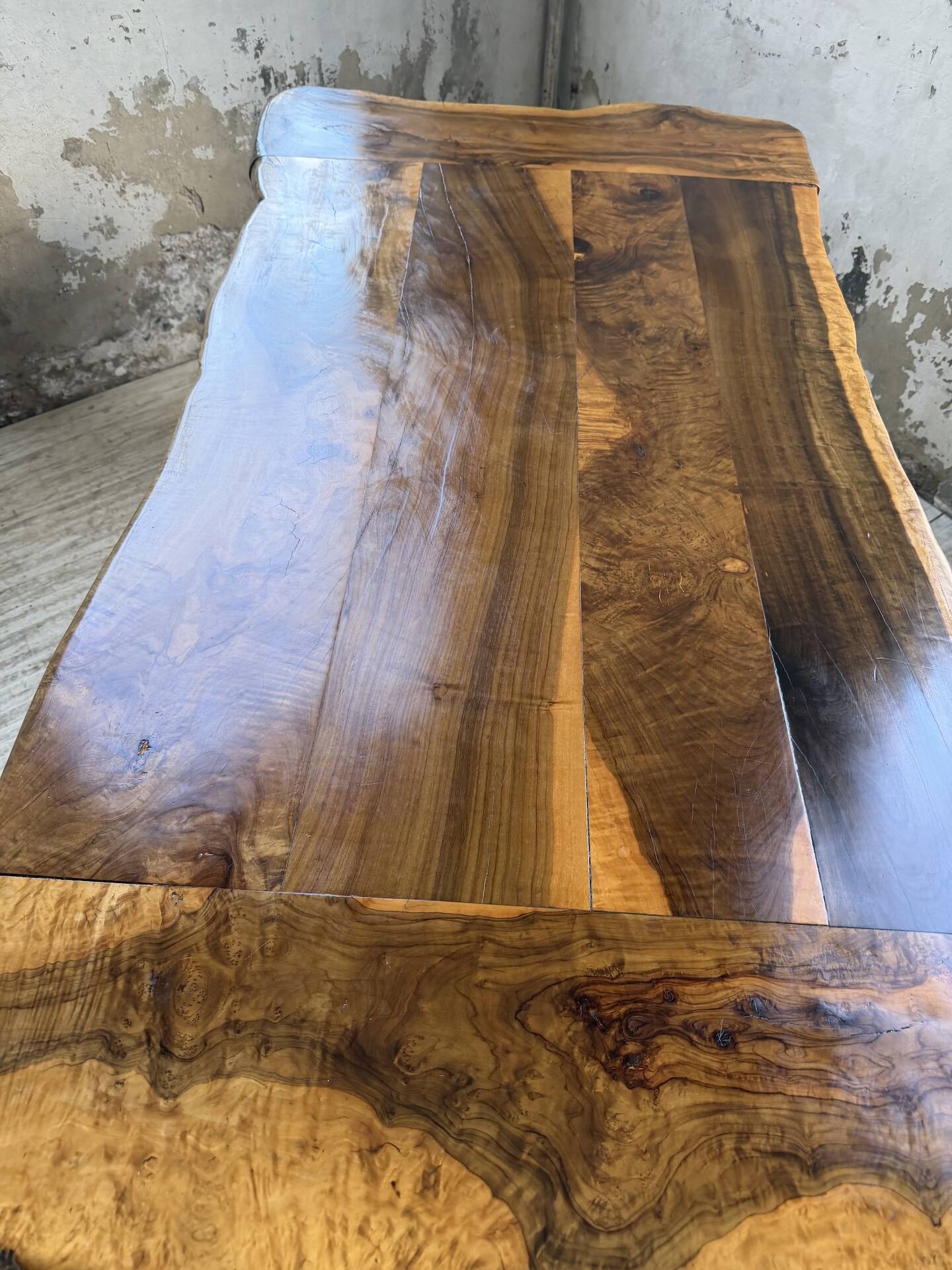 Dining table in solid olive wood Maison Skela 1960