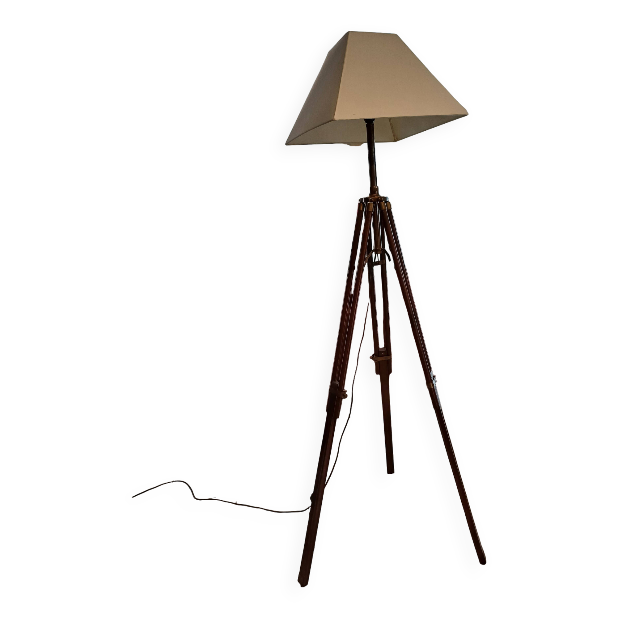 Geometric Tripod Lamp Wood and Brass