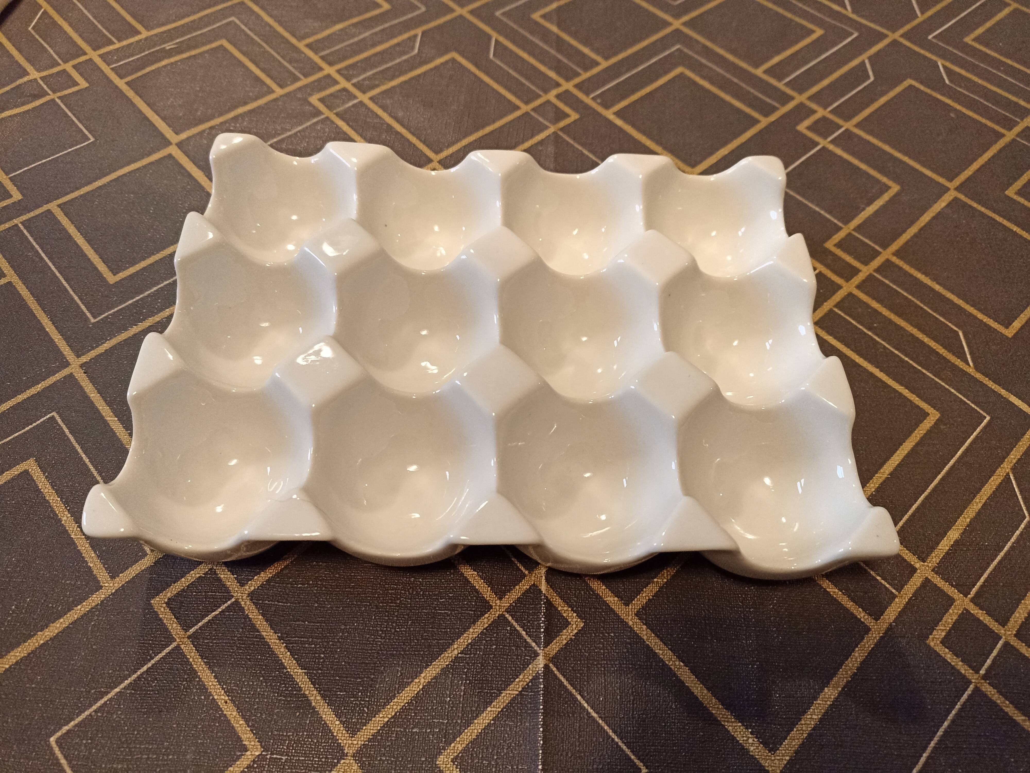 Egg holder